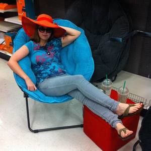 Meet your Posher, Keely